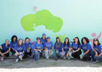 Arte que transforma: estudiantes del ICSA pintan mural por la paz