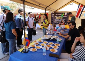 Celebra la UACJ el Encuentro de Internacionalización 2025-2 con experiencias, cultura y diversidad estudiantil en el ICB