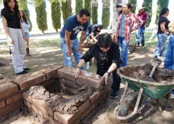 Imparten «Taller Arquitectura de Tierra» en Campus Nuevo Casas Grandes