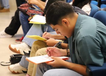 Inician trámites de licencia de manejo en la UACJ 