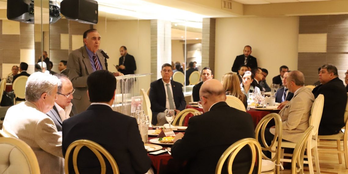 Celebra el AGREPEAC-ICB 45 años de vida institucional con evento conmemorativo