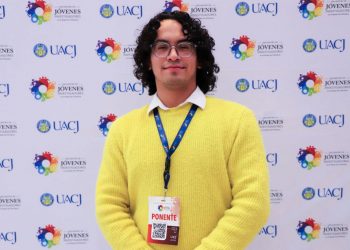 Nanotecnología con propósito: estudiante de la UACJ propone textiles antisépticos elaborados con ciencia verde