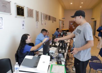 Tramitan con éxito licencias de conducir en el Campus de Ciudad Universitaria