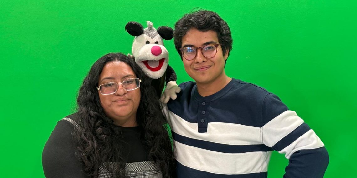 Una marioneta contra el olvido: jóvenes de la UACJ que visibilizan la voz de los pueblos