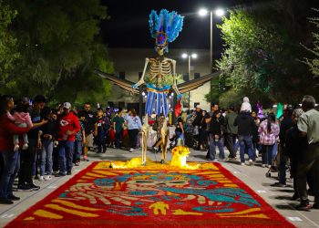 “Altares y Tumbas 2025: Tú fuiste parte del momento… ¡búscate en la galería!”