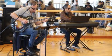 Comunidad UACJ disfruta de taller de Jazz