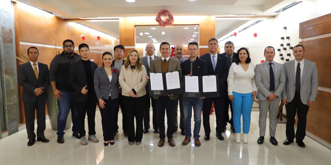 UACJ y TCL México formalizan alianza para impulsar la formación de talento joven en la región