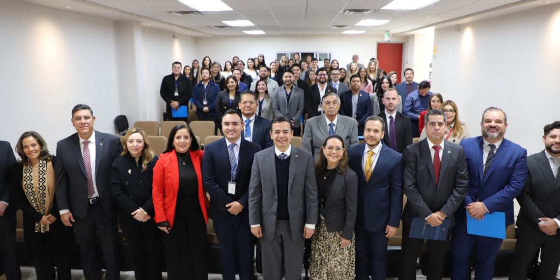 Impulsan excelencia en ortodoncia con seminario conjunto en la UACJ