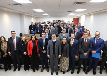 Impulsan excelencia en ortodoncia con seminario conjunto en la UACJ