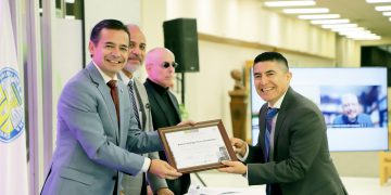 Entre la ciencia y la poesía