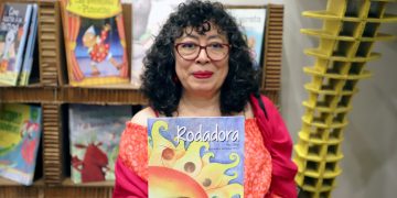 La UACJ celebra 10 años de Kúrowi Témari con el libro Rodadora