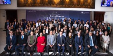 Resplandece la UACJ: 186 historias de talento y corazón que inspiran