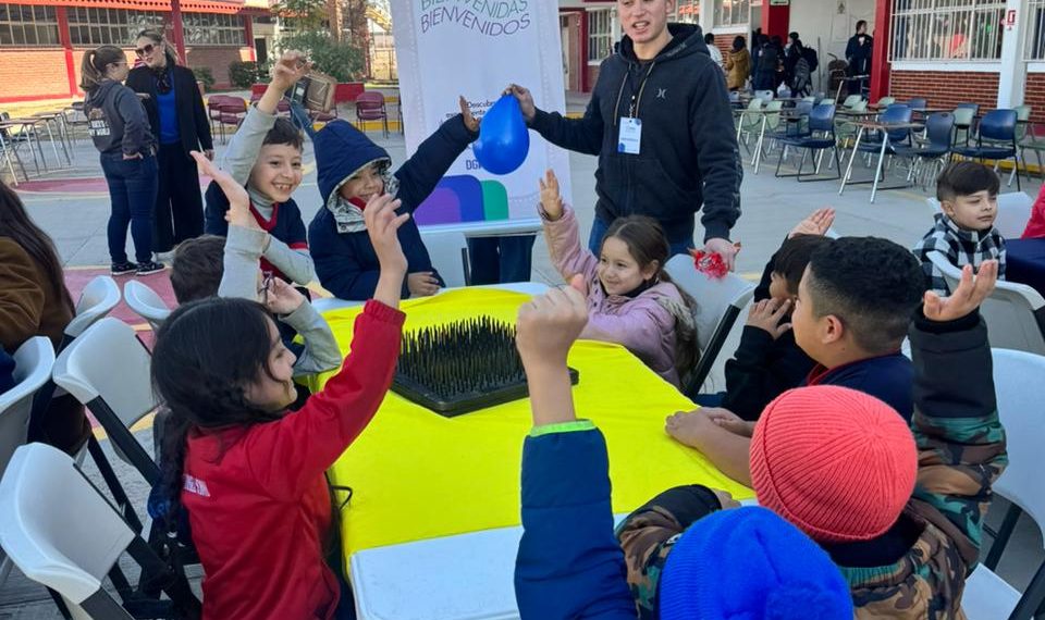 Investigadores de la UACJ acercan la ciencia a nuevas vocaciones