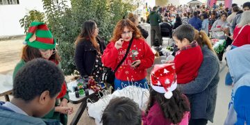 Llevan la magia de la navidad al Centro Comunitario  