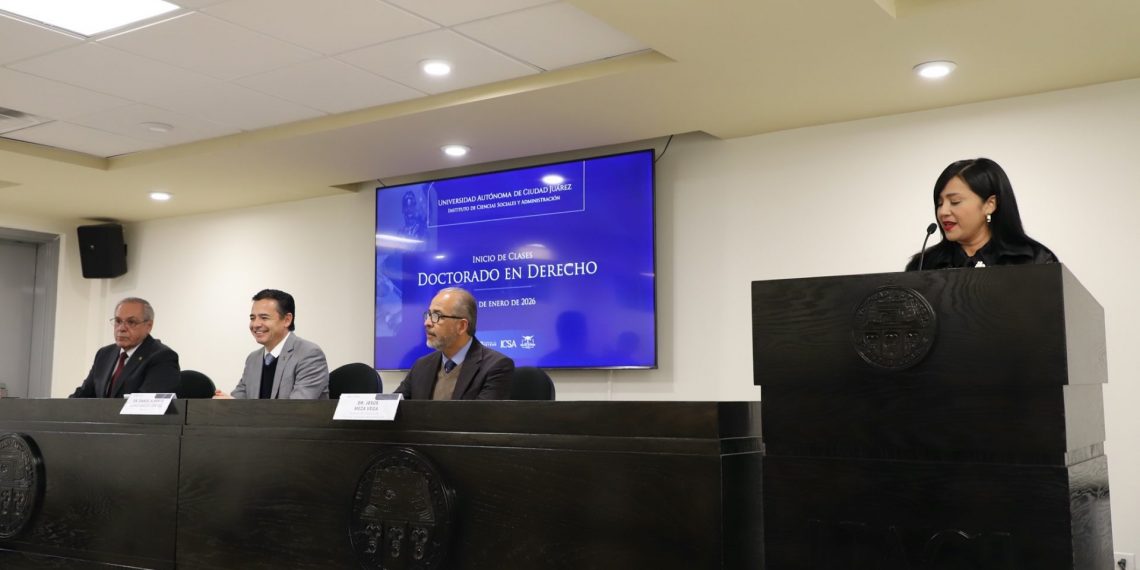 Abren paso al conocimiento con el Doctorado en Derecho  