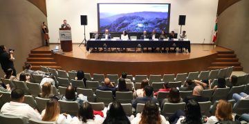 Médicos comprometidos con la sociedad