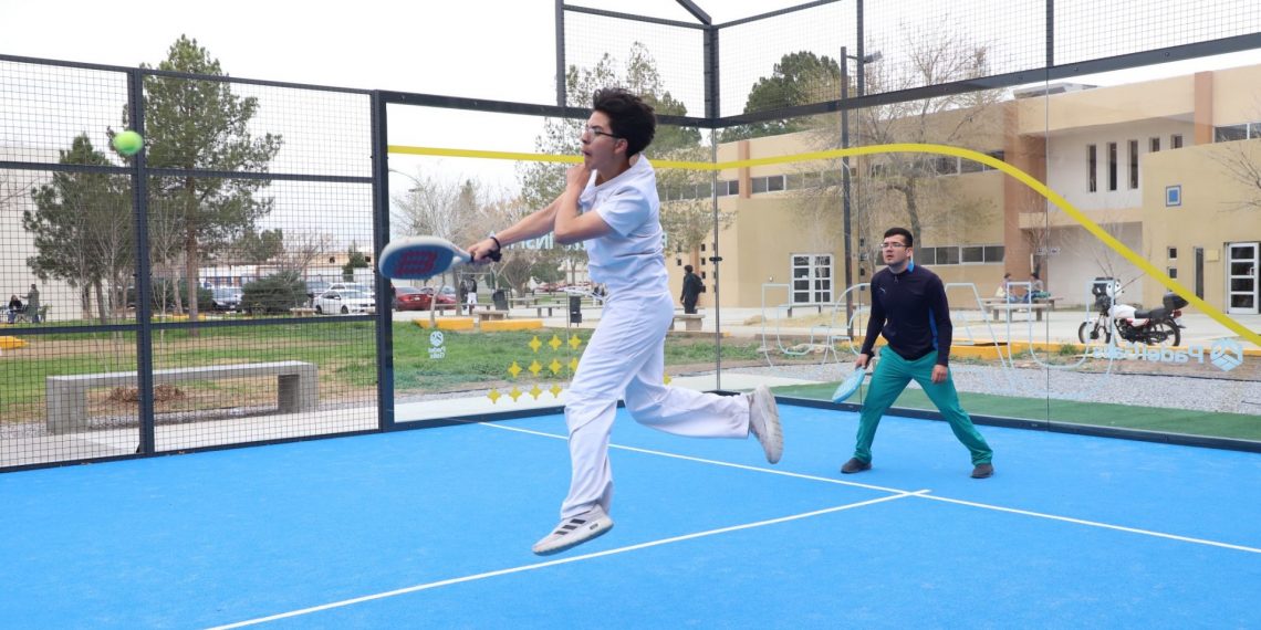 Éxito rotundo el primer torneo de pádel del ICB; jornada de deporte y compañerismo