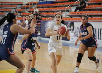 Con garra y ajustes, Tec. de Monterrey Chihuahua se impone y mantiene viva la clasificación