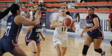 Con garra y ajustes, Tec. de Monterrey Chihuahua se impone y mantiene viva la clasificación