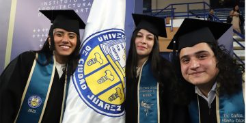 De las aulas al futuro: 515 profesionistas celebran su graduación en la UACJ