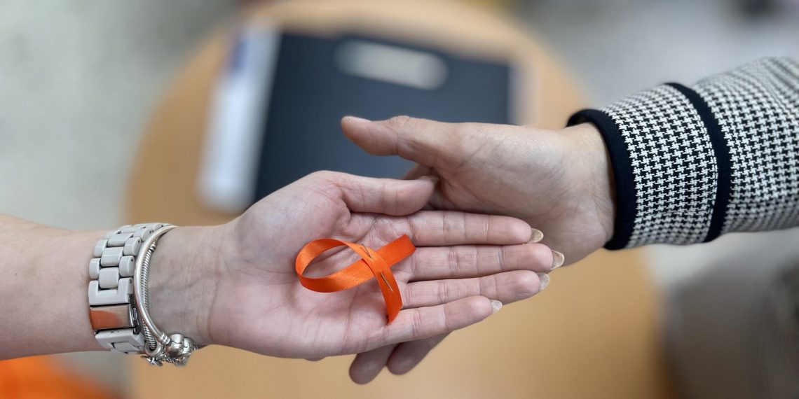 La UACJ se pinta de naranja y reafirma su compromiso contra la violencia