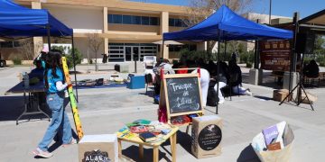 UACJ lleva “Oasis de libros” a sus campus para relajar a futuros profesionistas