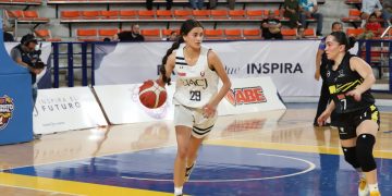 Indias y troyanas se enfrentan cara a cara en la cancha