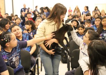 Niñez juarense se convierte en guardiana del planeta durante el primer congreso de bienestar animal