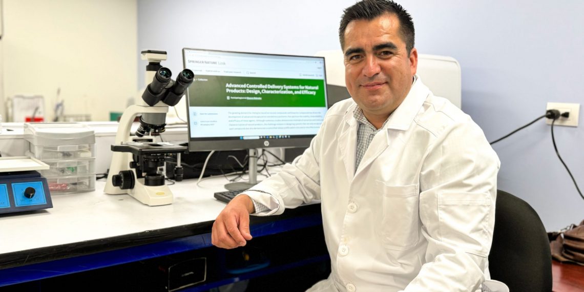 Investigador de la UACJ coordinará edición especial internacional sobre liberación controlada y cáncer