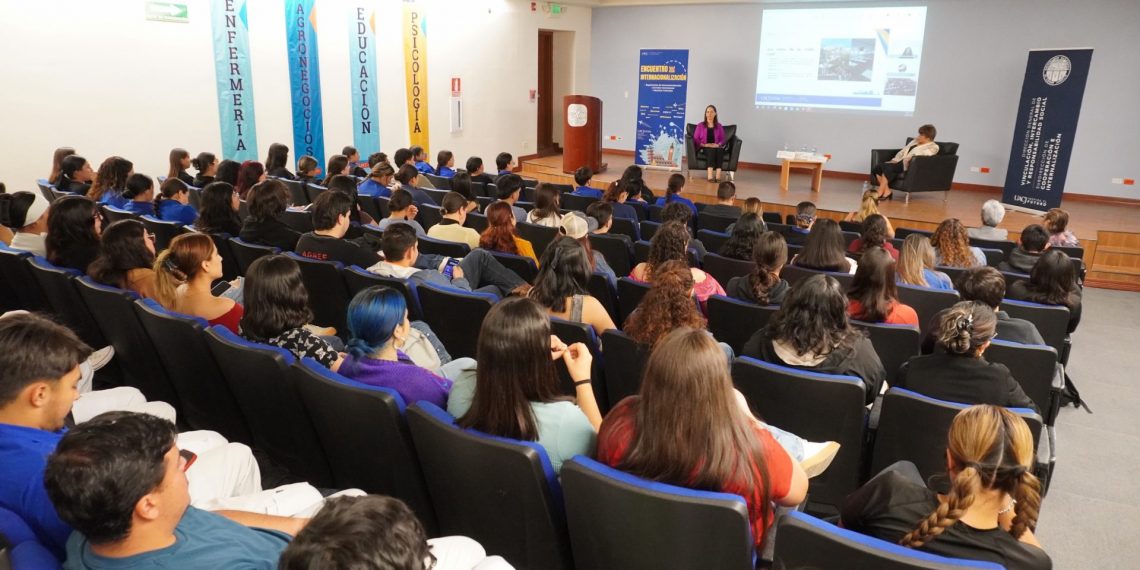 Invitan a los universitarios a cursar un semestre en el extranjero
