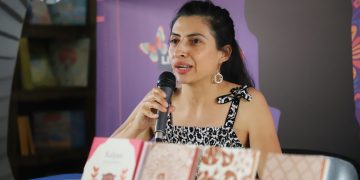 ¡Hablemos de libros! : Editar fuera de la hegemonía lingüística