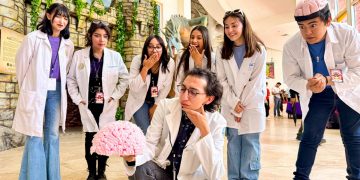 ¿Cómo cabe en esto todo lo que somos?