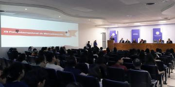 Entre algoritmos y creatividad