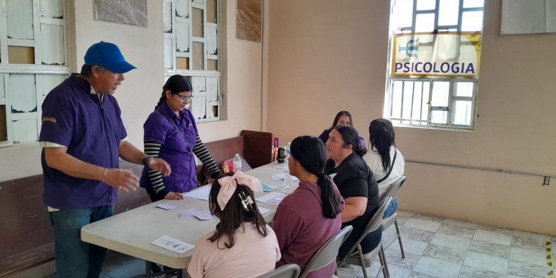 Llevan Brigada de Salud UACJ 