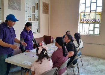 Llevan Brigada de Salud UACJ 