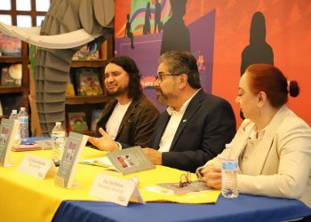 Presentan: “Tiempo de Espera, crónicas del cruce documentado”