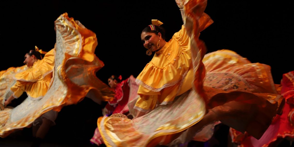 Tradicional Gala de Danza resuena en la frontera