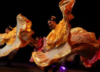 Tradicional Gala de Danza resuena en la frontera