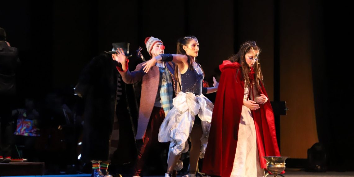 Una historia contada sin palabras: la ópera clown emociona a Ciudad Juárez en la Feria del Libro de la Frontera
