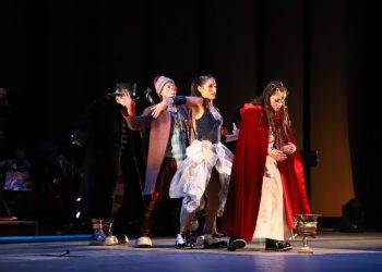 Una historia contada sin palabras: la ópera clown emociona a Ciudad Juárez en la Feria del Libro de la Frontera