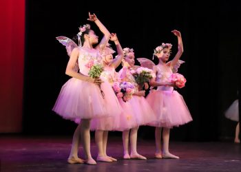 La UACJ llevó la magia del ballet al escenario con Tinkerbell