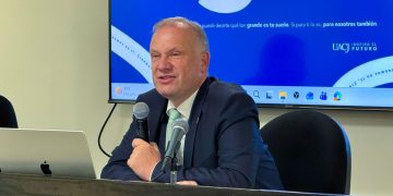 Derechos humanos y autonomía de los pueblos originarios, a debate en la UACJ