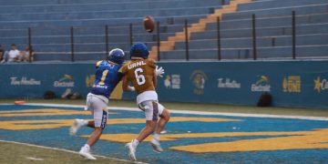 Debutan Indios de la UACJ ante los Tigres de la UANL en una prueba de fuego auténtica
