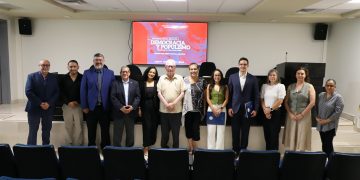 Culmina una edición más del seminario virtual de Democracia y Populismo 