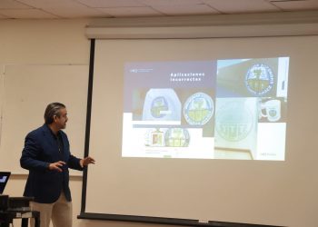 Inicia la UACJ gira de capacitación para su nuevo Manual de Identidad