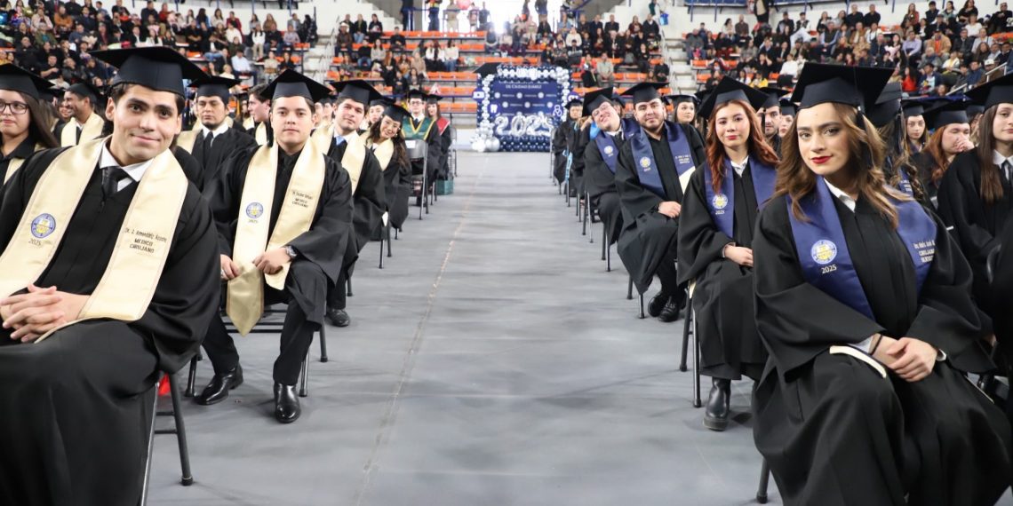 UACJ invita a medios de comunicación a la ceremonia de graduación del ICB y Campus Ciudad Universitaria