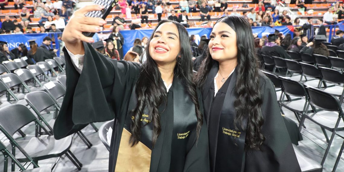UACJ invita a medios de comunicación a la ceremonia de graduación del ICSA