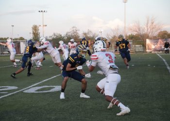 Indios de la UACJ se imponen ante Cardenales de la UIW y celebran su historia con autoridad en la ONEFA