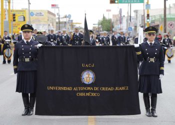 La UACJ marchó con orgullo en el corazón de Ciudad Juárez