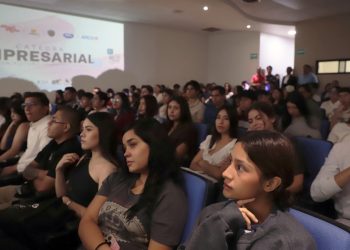 Abre UACJ espacio de encuentro entre academia y sector empresarial